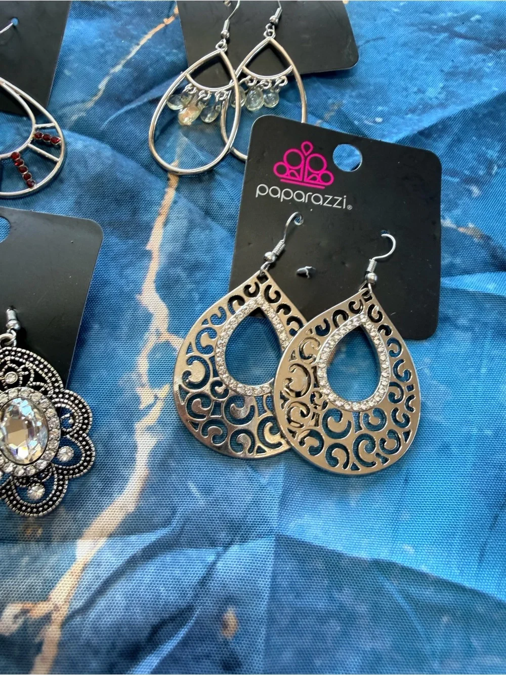 Lot of 5 earrings Paparazzi NWT! Oval !